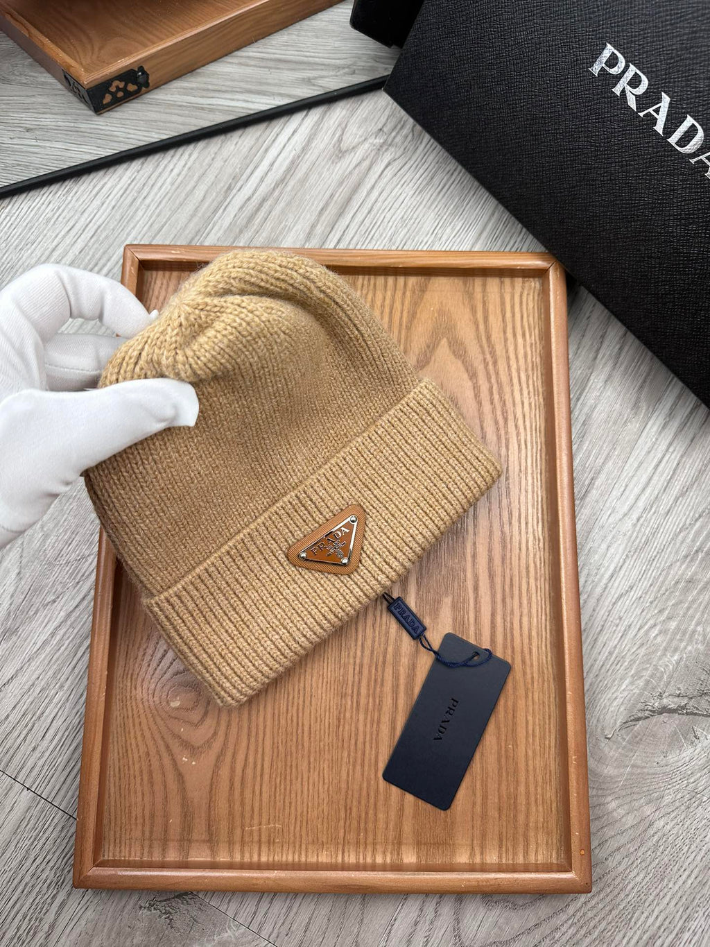 BEANIE HAT IN LIGHT BROWN WOOL 332402