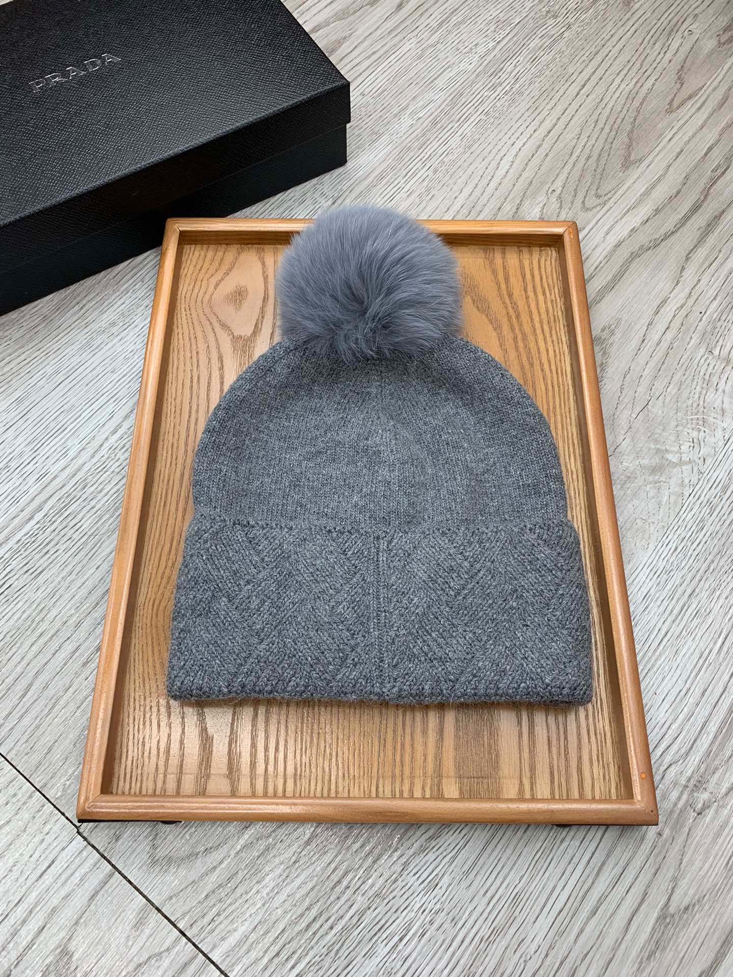 BEANIE HAT IN SHARK GRAY WOOL AND RABBIT FUR 346719