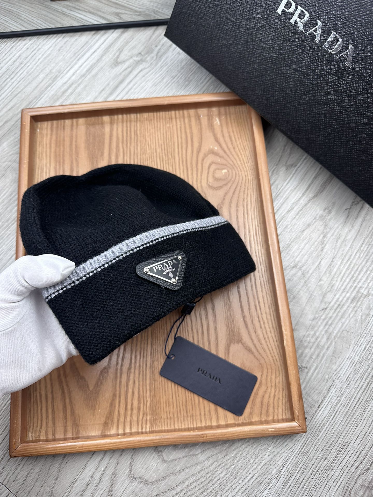 BEANIE HAT IN BLACK WOOL 349648