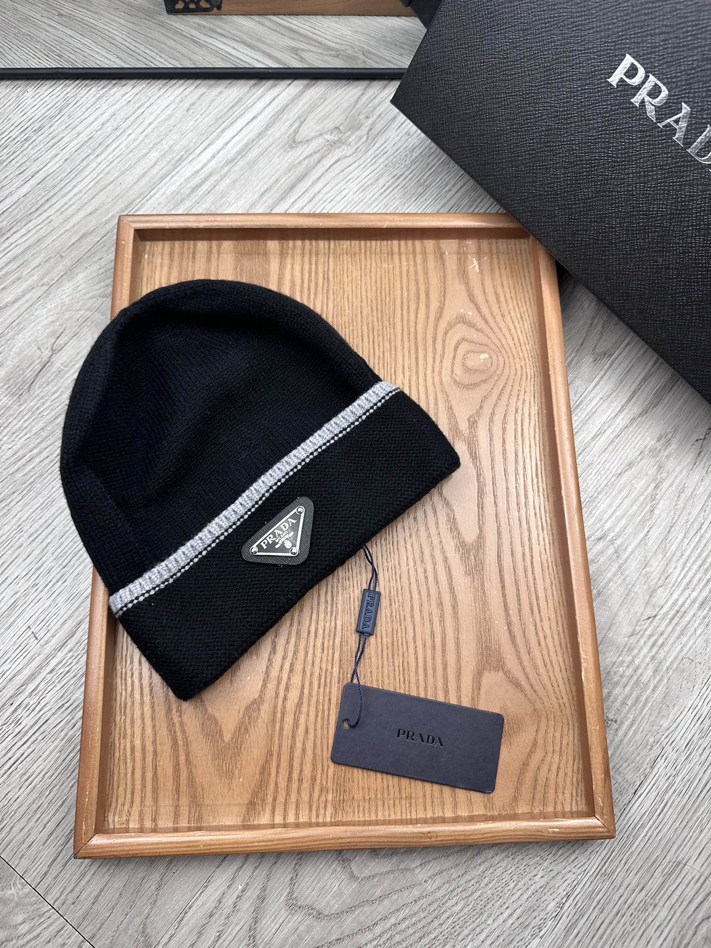 BEANIE HAT IN BLACK WOOL 349648