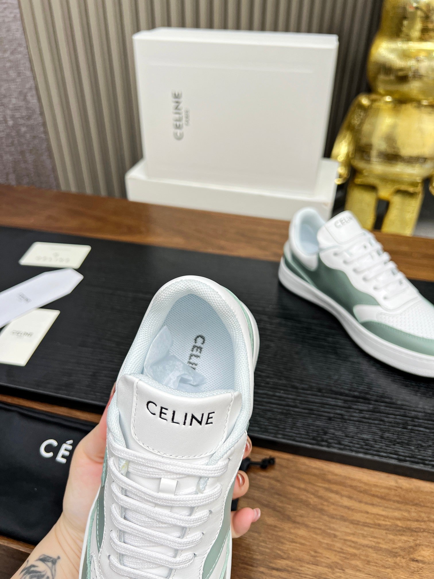 SNEAKER WITH TRIOMPHE IN WHITE MIX PEWTER GREEN CALFSKIN