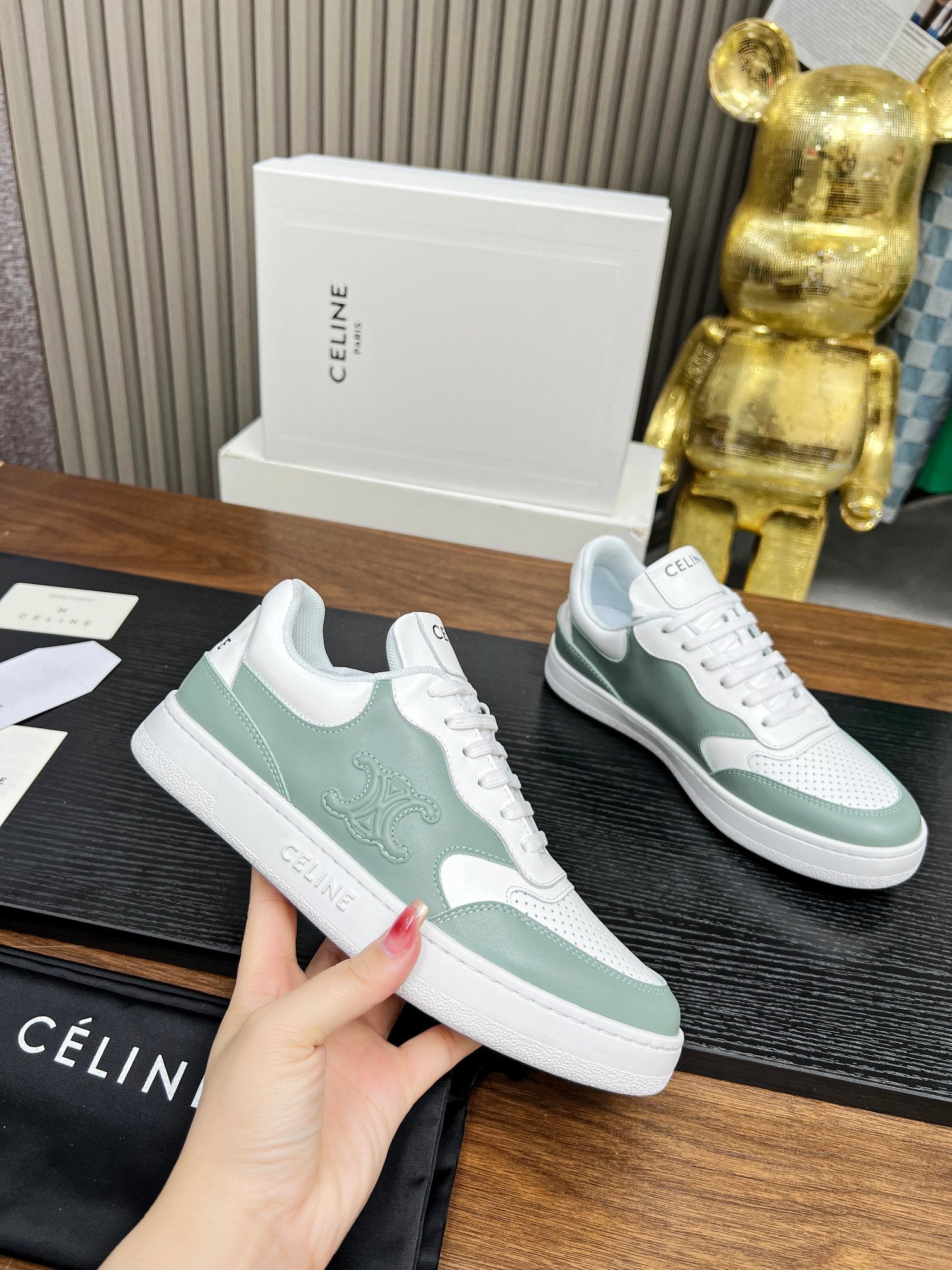SNEAKER WITH TRIOMPHE IN WHITE MIX PEWTER GREEN CALFSKIN