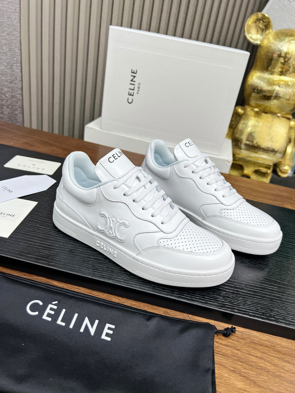SNEAKER WITH TRIOMPHE IN WHITE CALFSKIN
