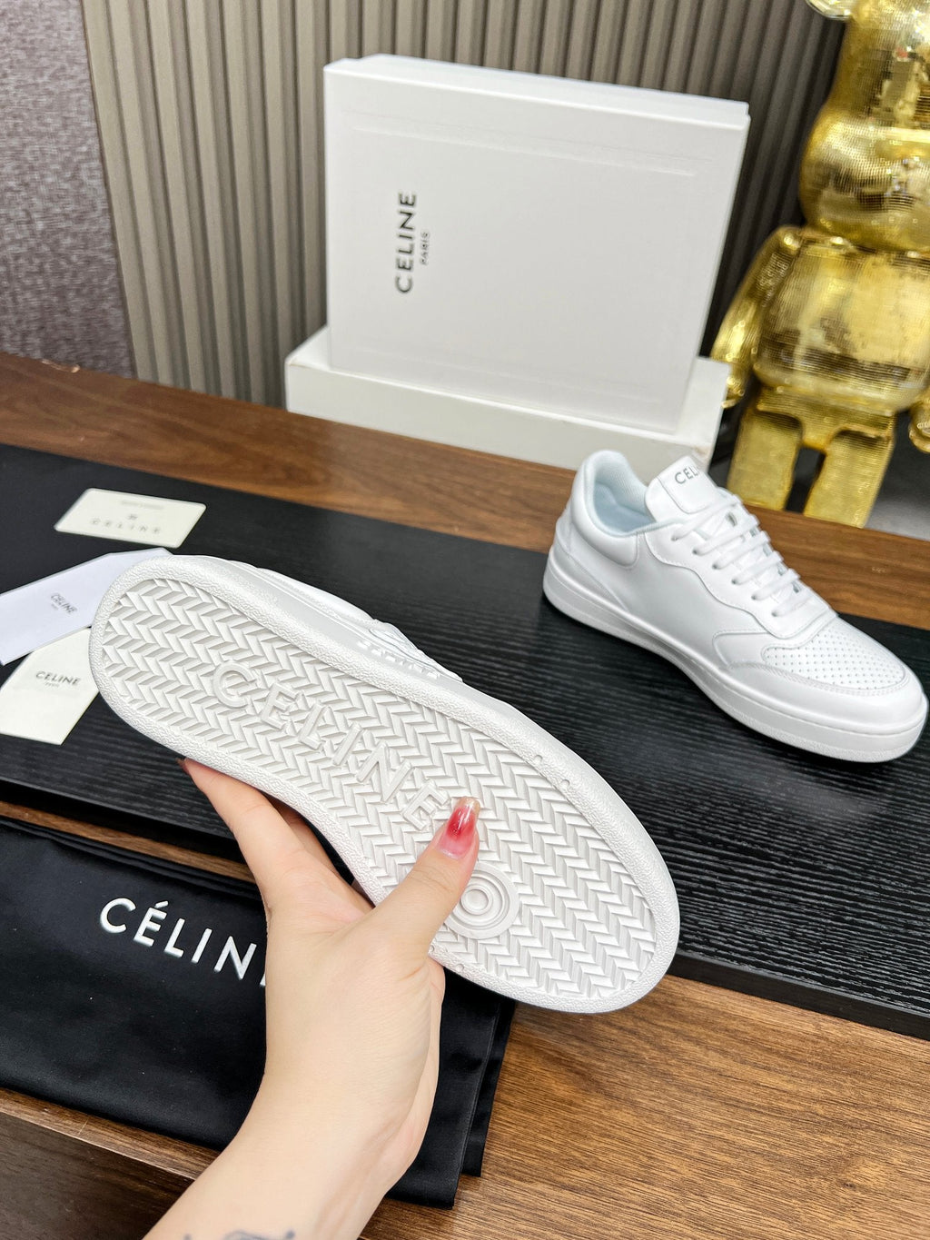 SNEAKER WITH TRIOMPHE IN WHITE CALFSKIN