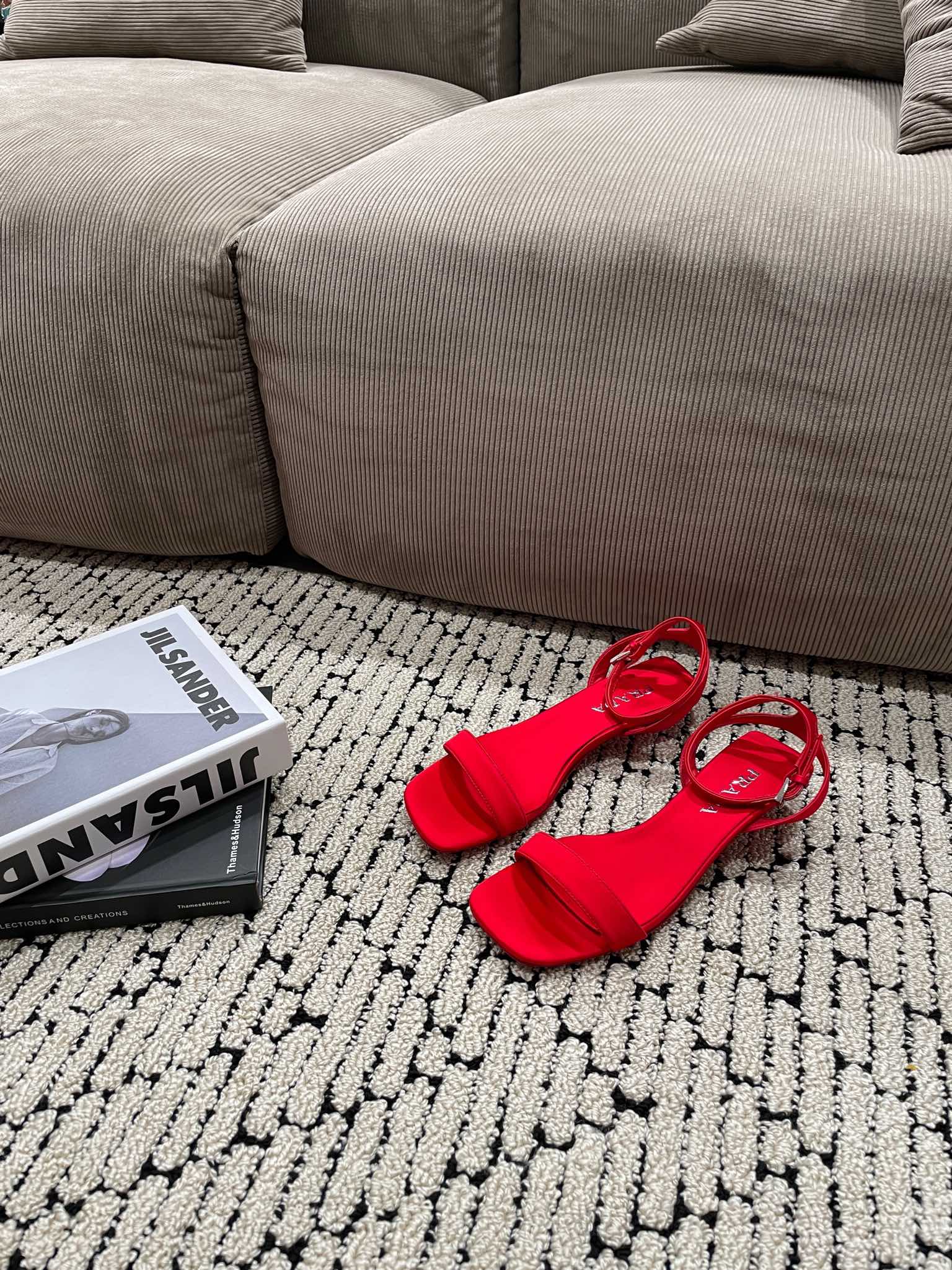 PRA TRIANGLE HEEL SATIN SANDALS CRIMSON