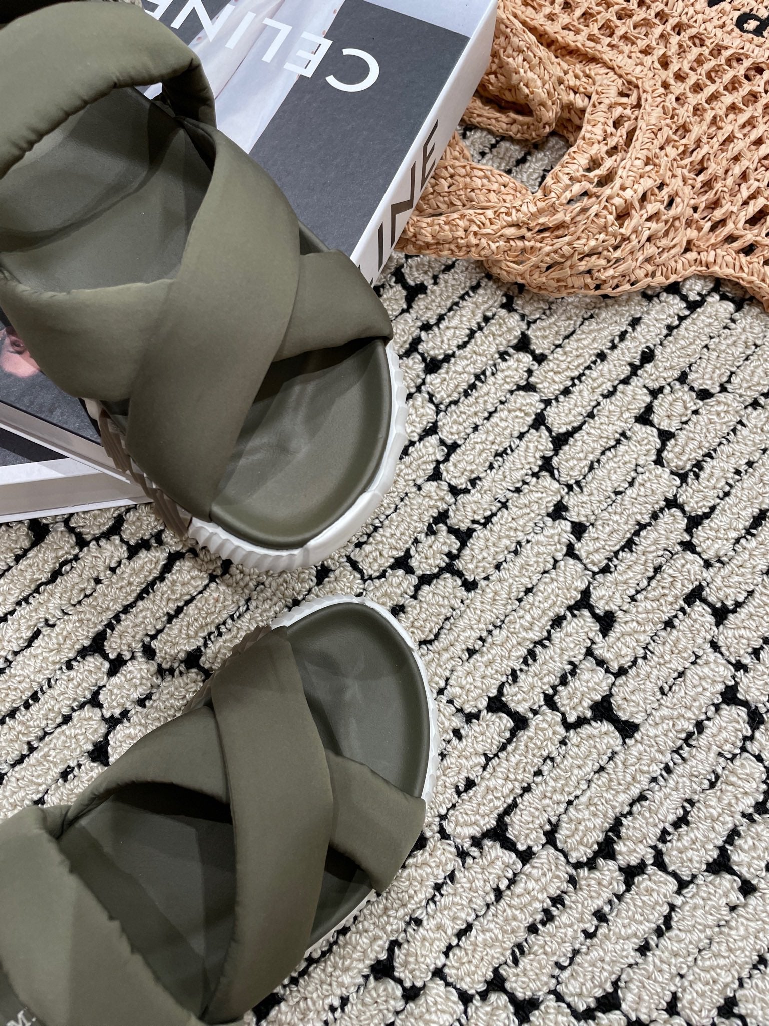 ELECTRIC SANDAL SHADOW CALFSKIN