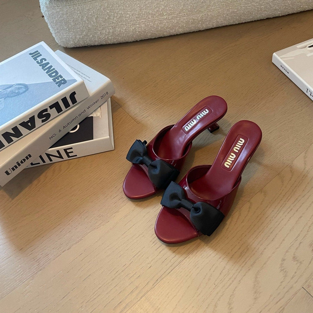 Ruby Mid - Heels With Black Bow Calfskin