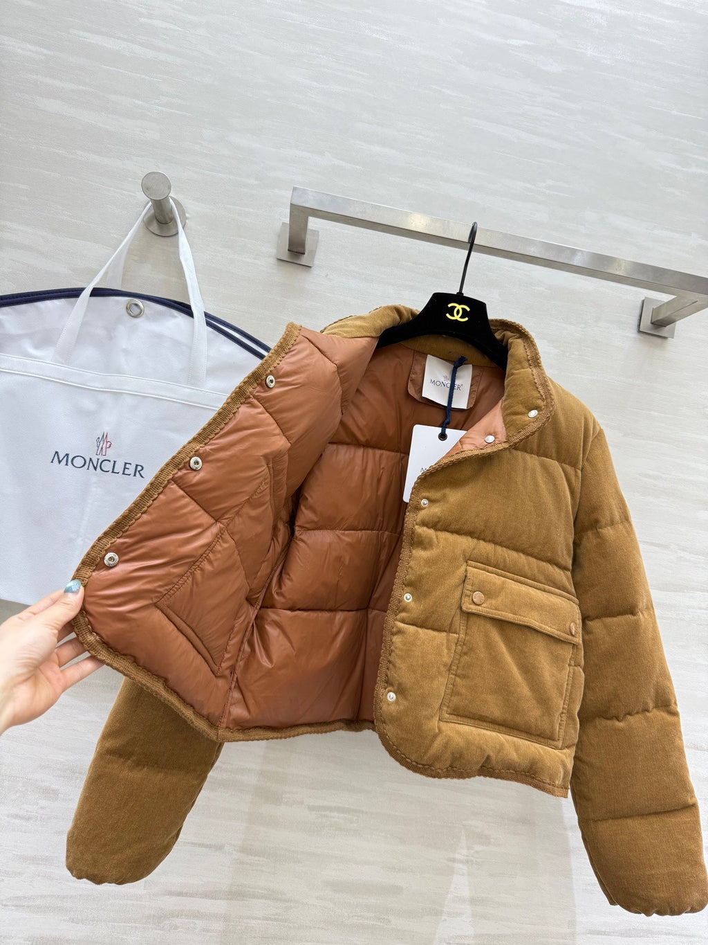 MONCLER 25S VELVET DOWN JACKETS 237