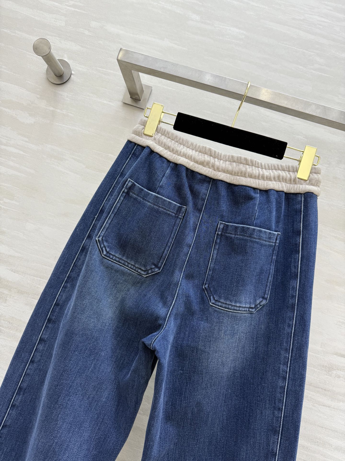 LOEWE JEANS STYLE 323