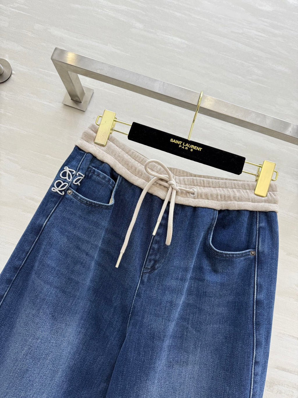 LOEWE JEANS STYLE 323