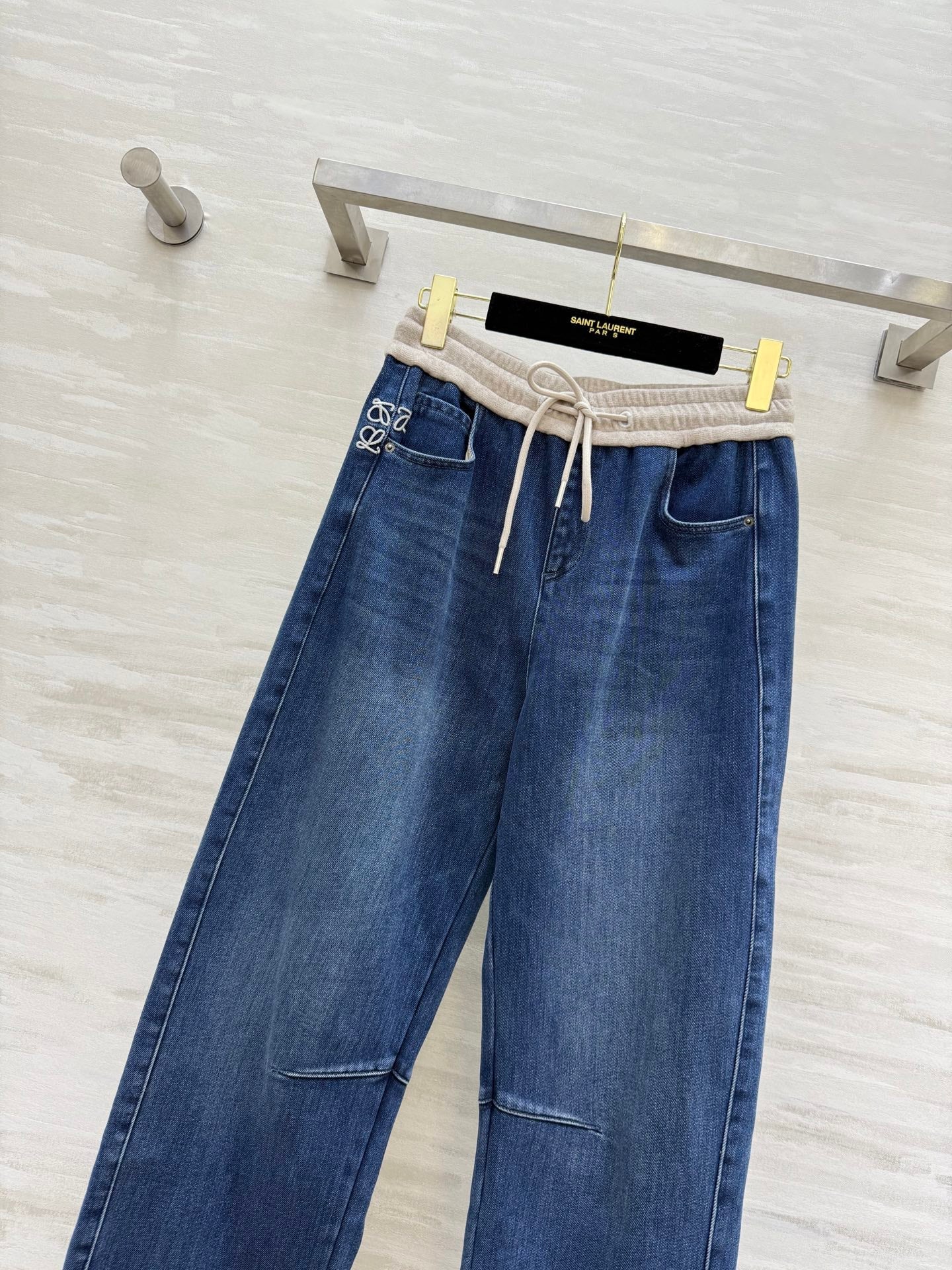 LOEWE JEANS STYLE 323