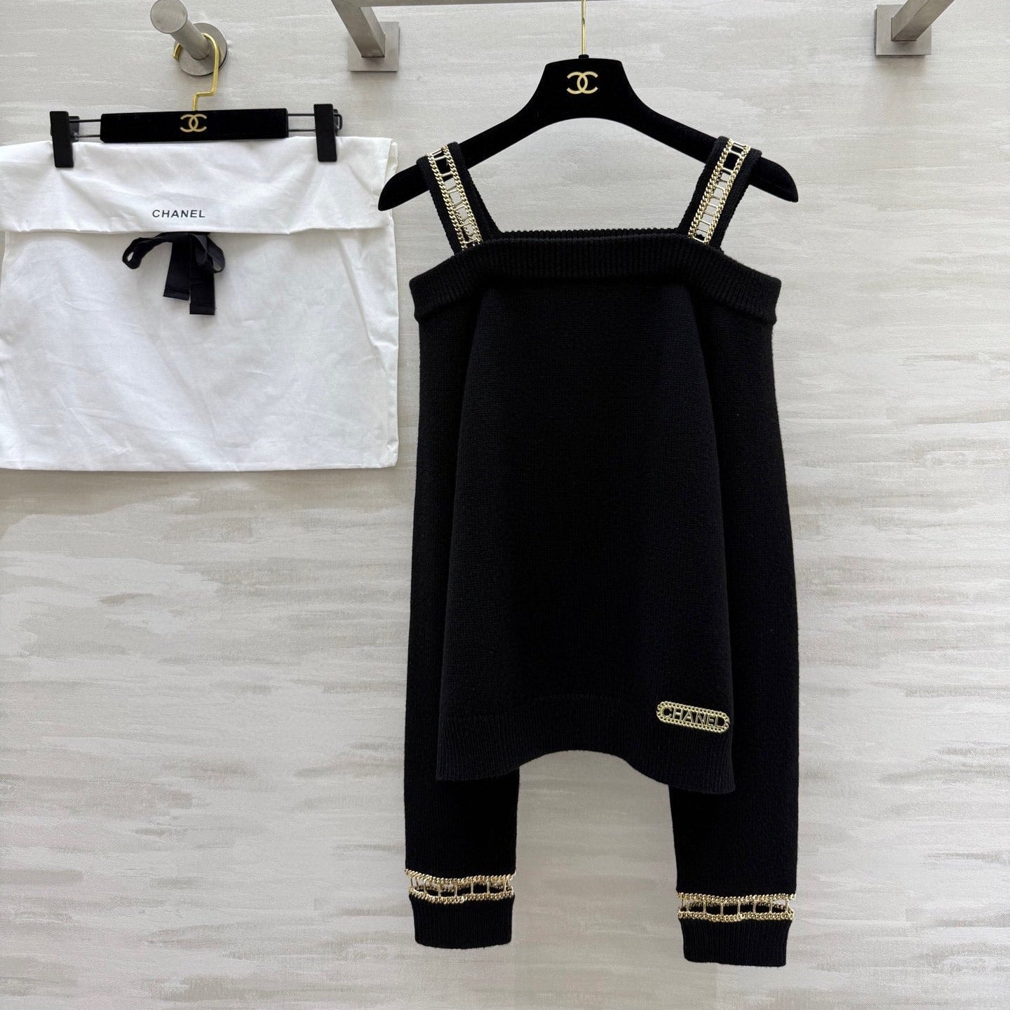 CHANEL 25S CASHMERE CAMISOLE 472