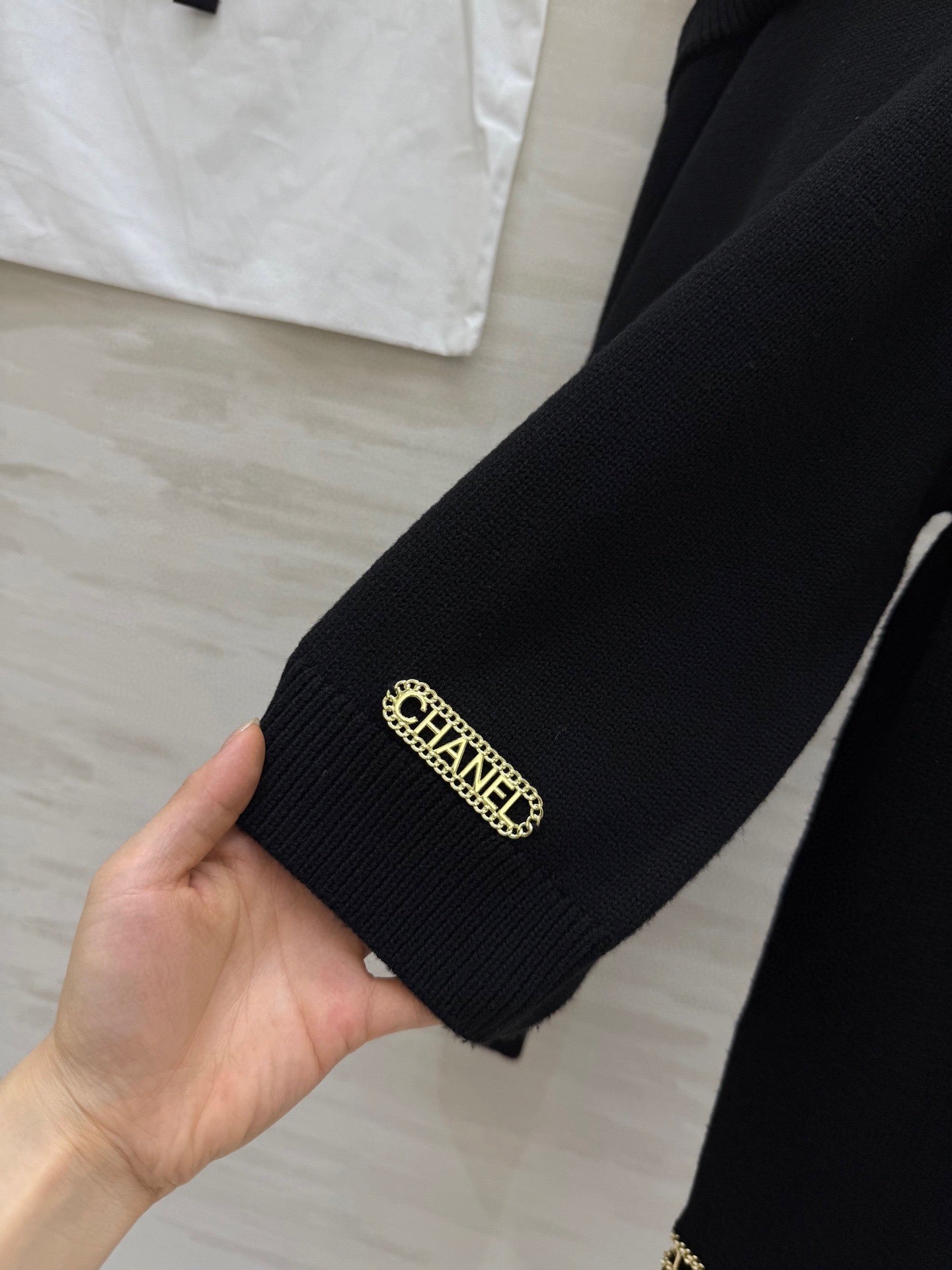 CHANEL 25S CASHMERE CAMISOLE 472