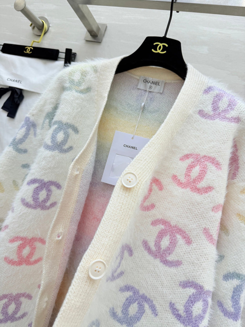 CHANEL 25S CARDIGAN JACKET 475