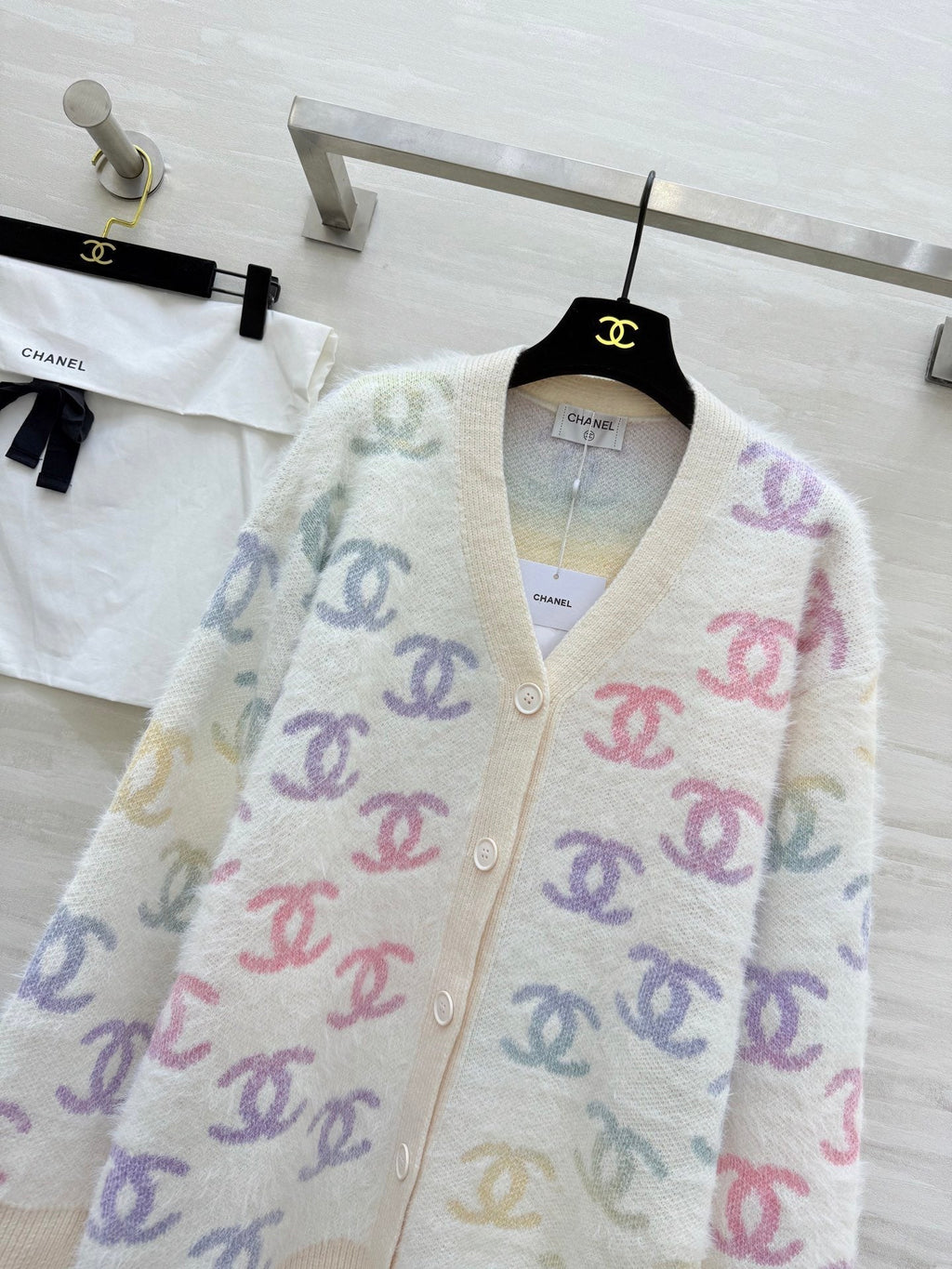 CHANEL 25S CARDIGAN JACKET 475