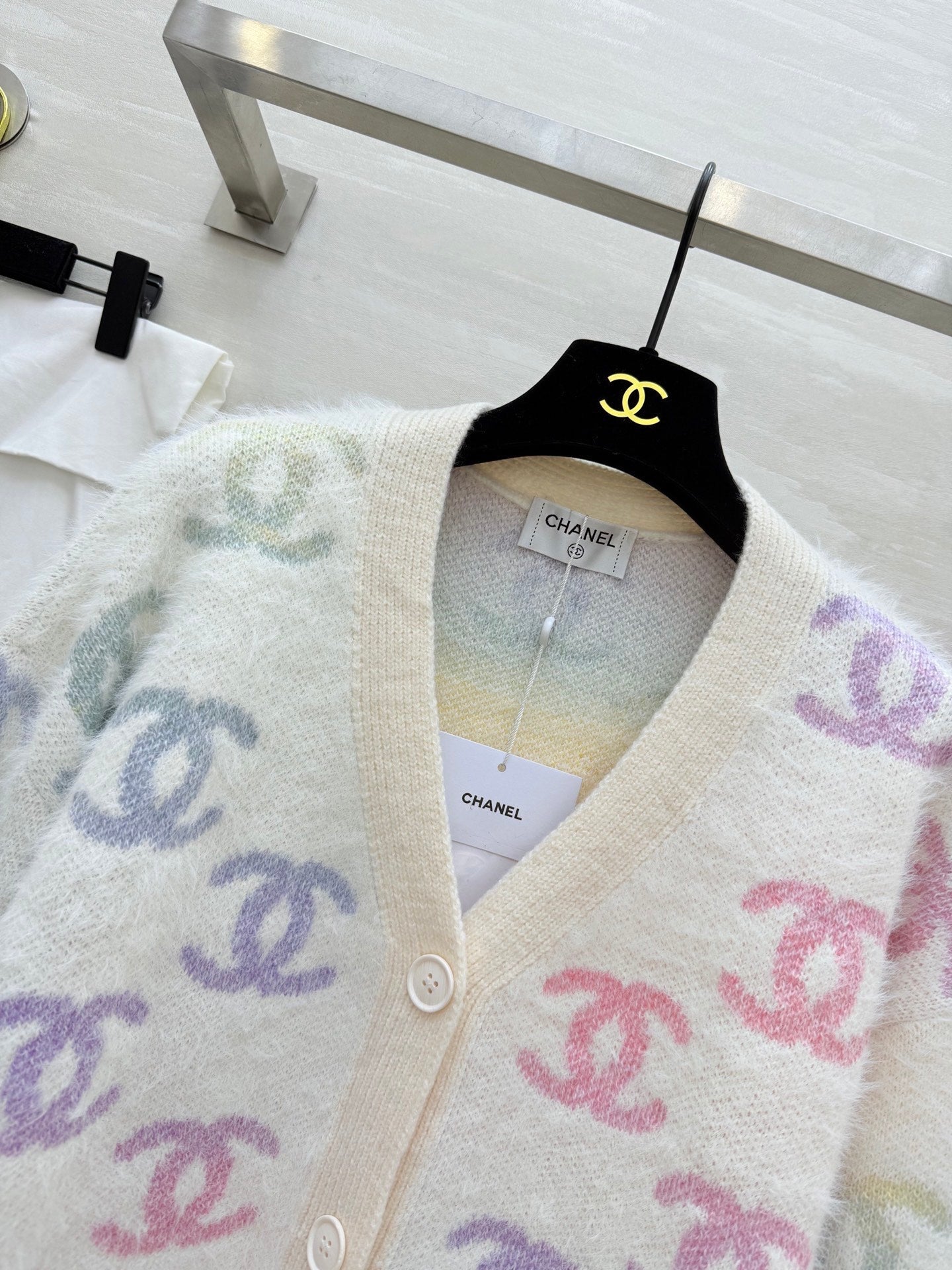 CHANEL 25S CARDIGAN JACKET 475