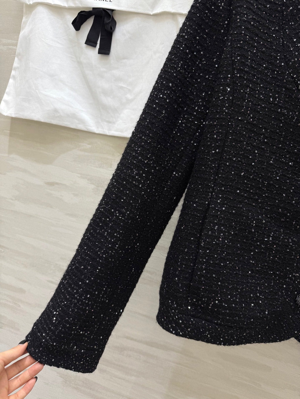 CHANEL 25S SEQUIN-EMBELLISHED TWEED JACKET 476