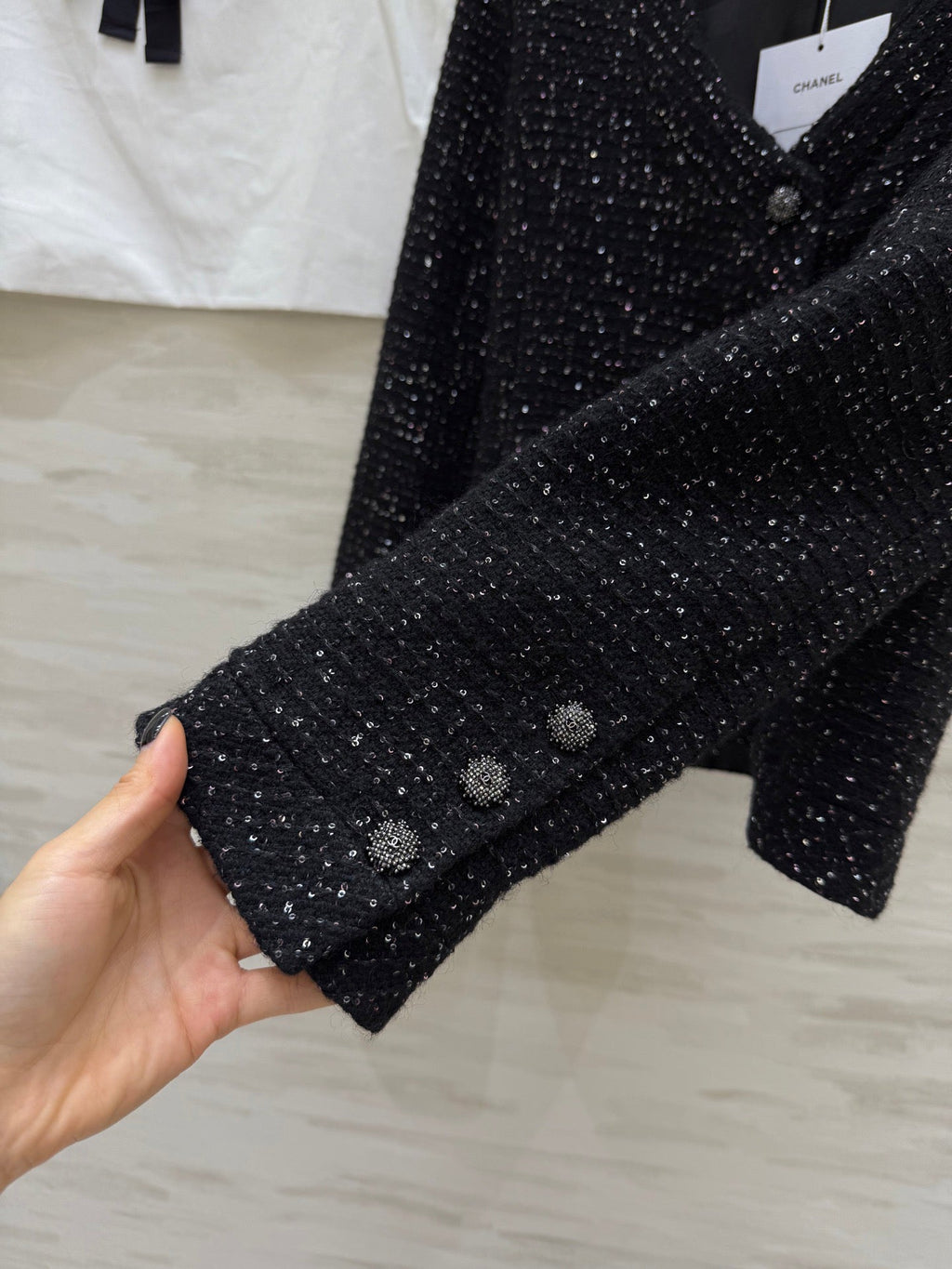 CHANEL 25S SEQUIN-EMBELLISHED TWEED JACKET 476