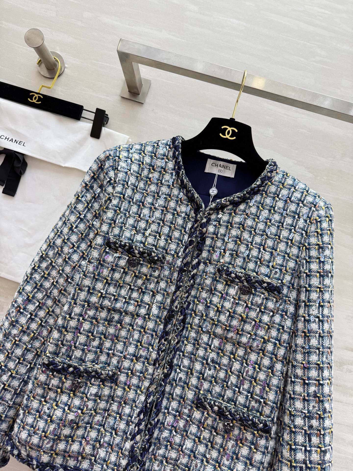 CHANEL 25S TWEED JACKET 477