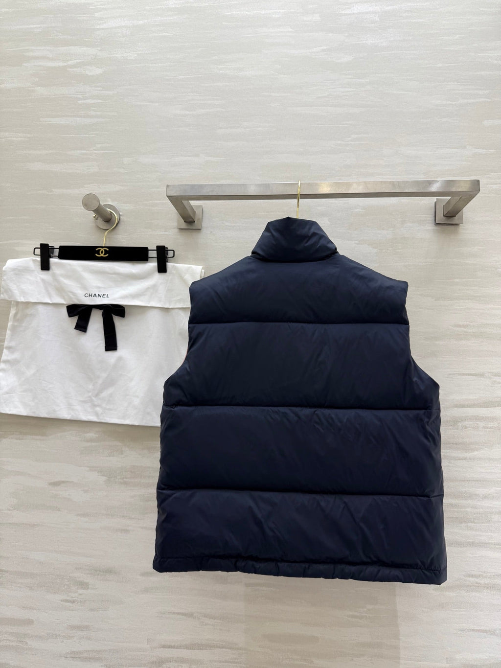 CHANEL 25S DOWN VEST 482