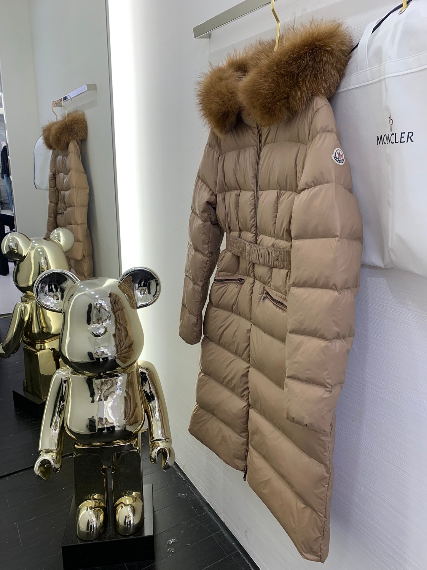 MONCLER COAT STYLE 127