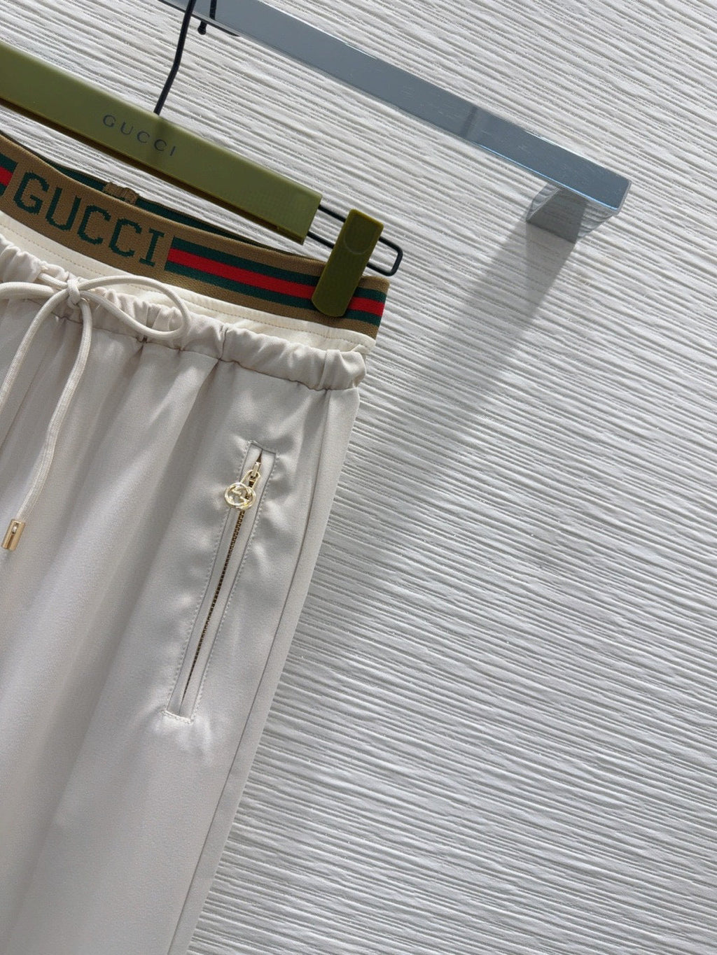 GUCCI STRAIGHT-LEG PANTS STYLE 32