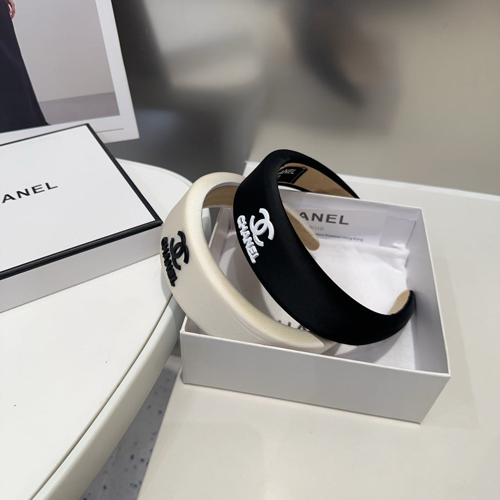 WHITE FABRIC HAIRBAND 418941