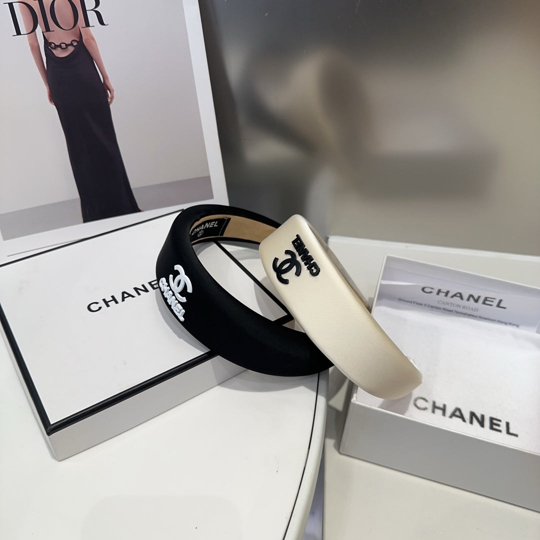 WHITE FABRIC HAIRBAND 418941