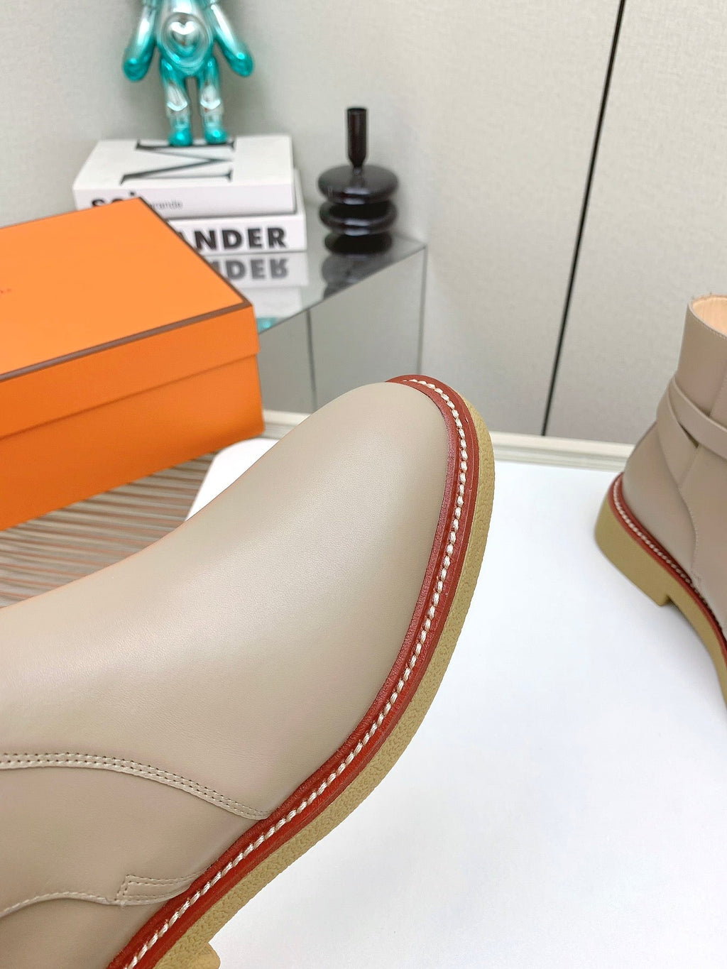 BOTINES HISTORY BOOTS IN DESERT BROWN CALFSKIN