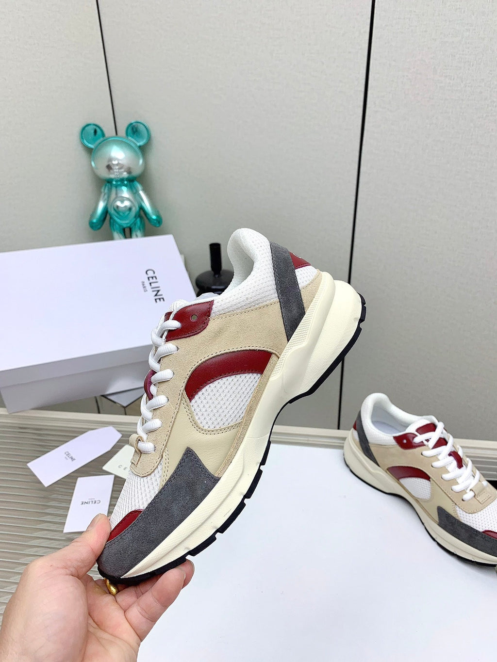 RUNNER CR-03 LOW LACE-UP IN WHITE MESH AND BEIGE CALFSKIN