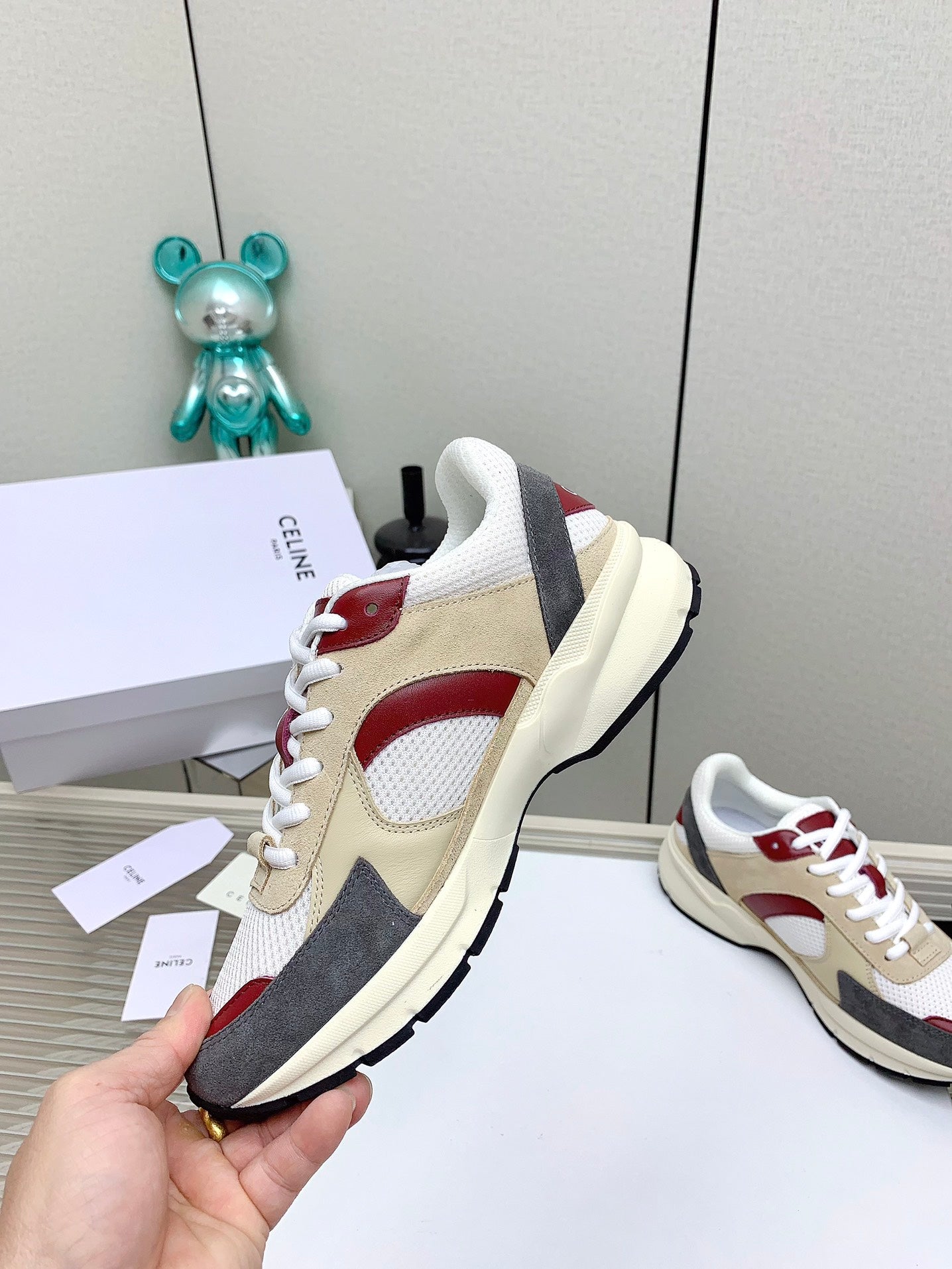 RUNNER CR-03 LOW LACE-UP IN WHITE MESH AND BEIGE CALFSKIN