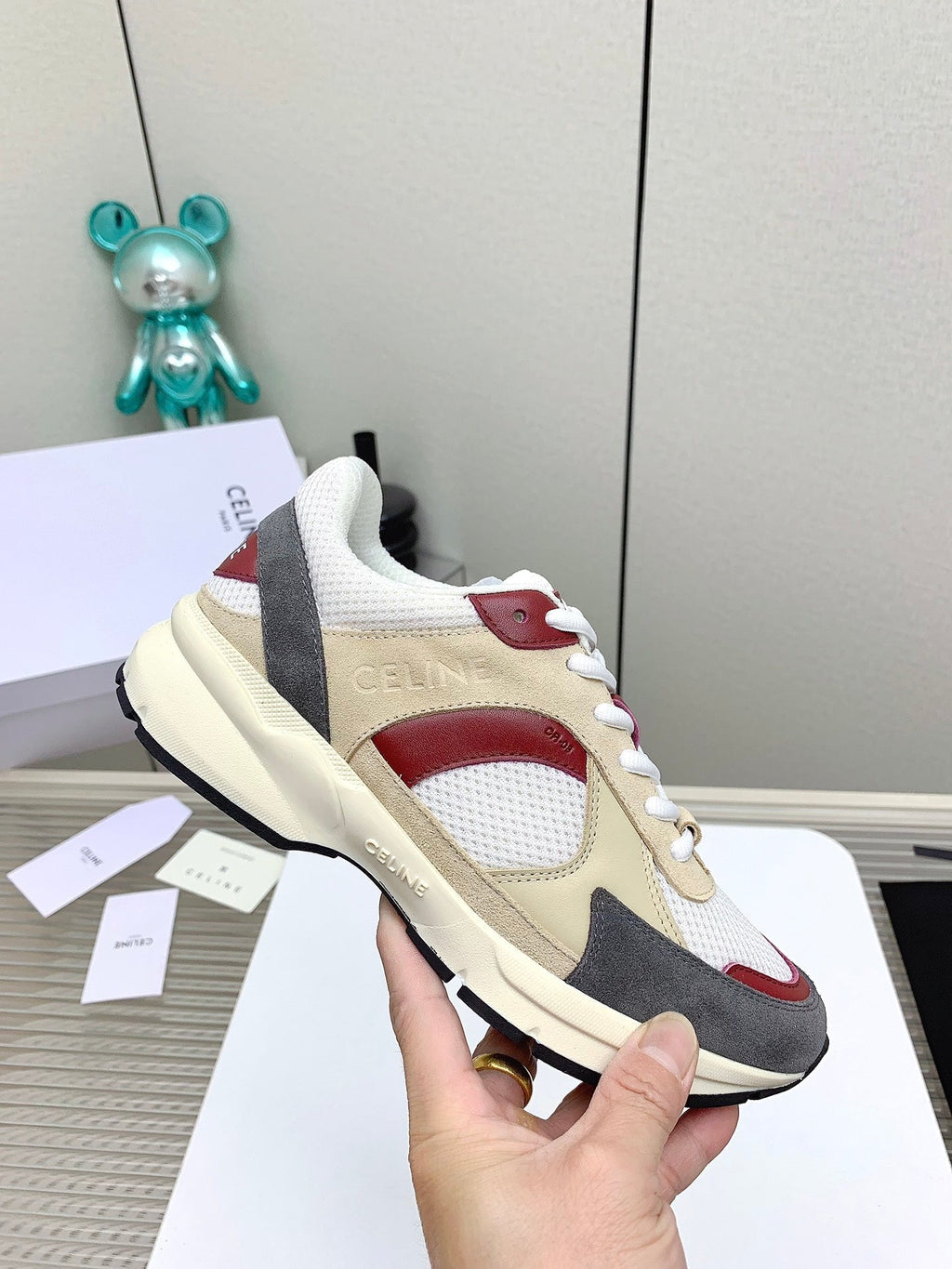 RUNNER CR-03 LOW LACE-UP IN WHITE MESH AND BEIGE CALFSKIN