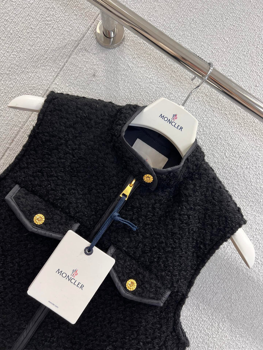 MONCLER WOOL GILET STYLE 185