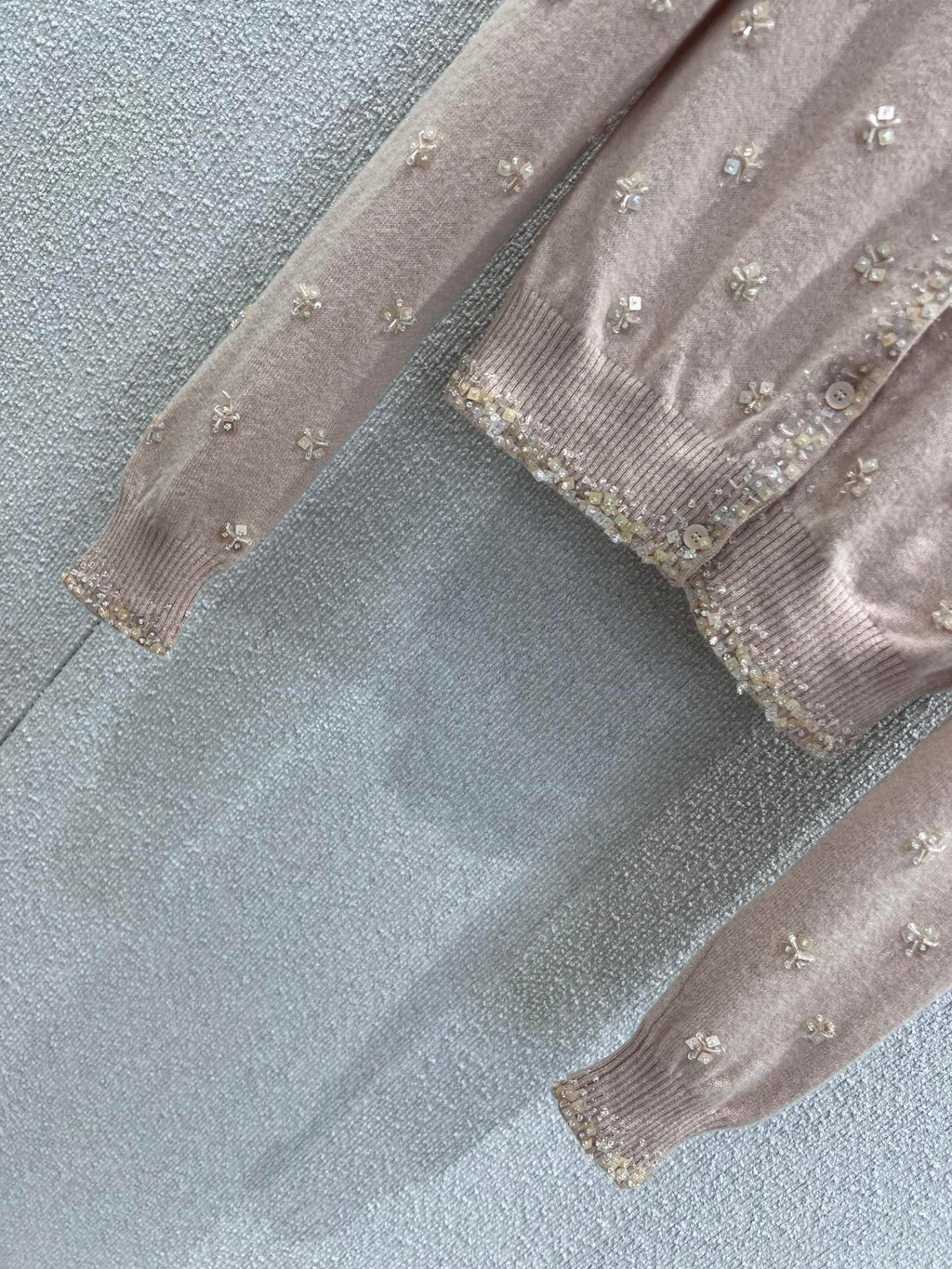 MIUMIU CARDIGAN STYLE 806