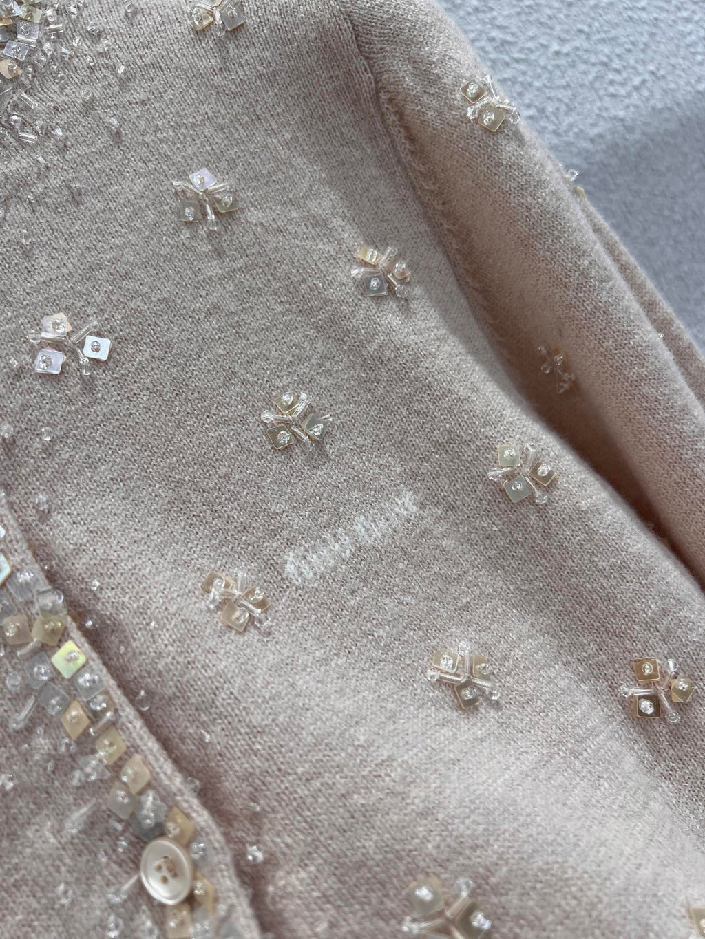 MIUMIU CARDIGAN STYLE 806