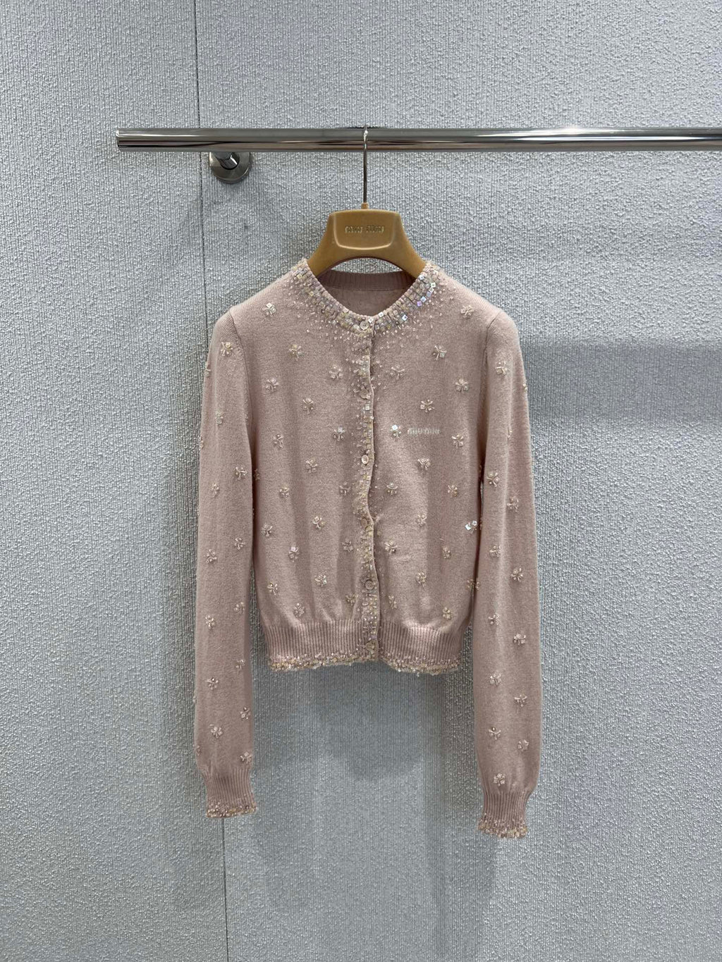 MIUMIU CARDIGAN STYLE 806