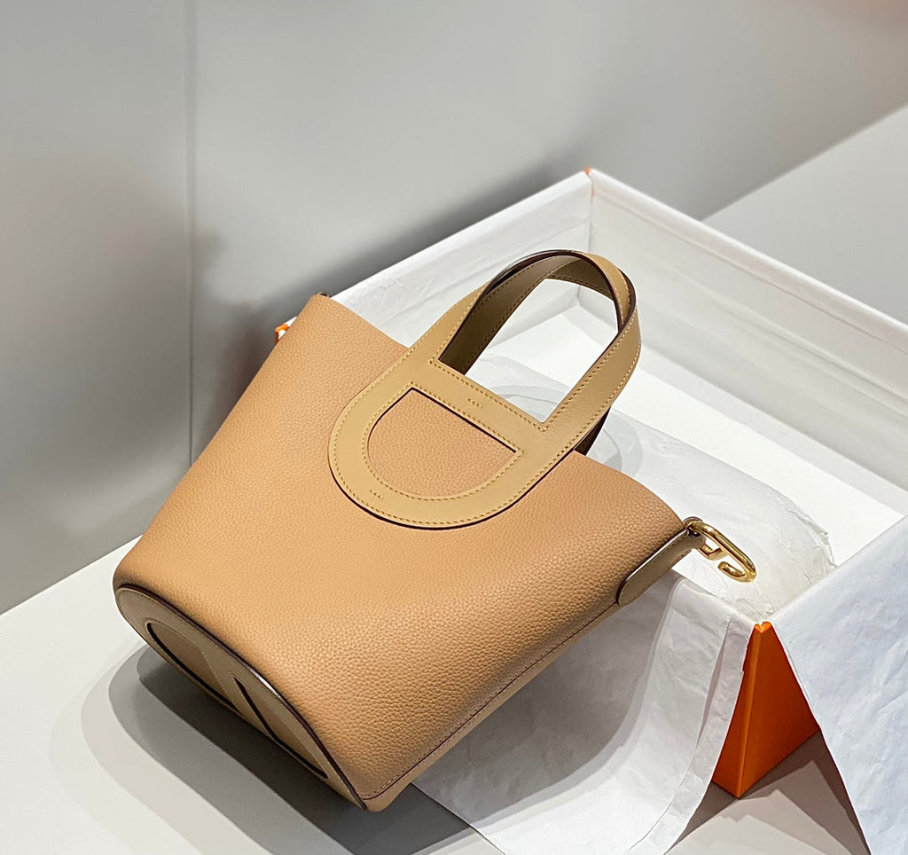 HERMES 25S IN THE LOOP 18 IN LIGHT CARAMEL CALFSKIN SILVER HARDWARE