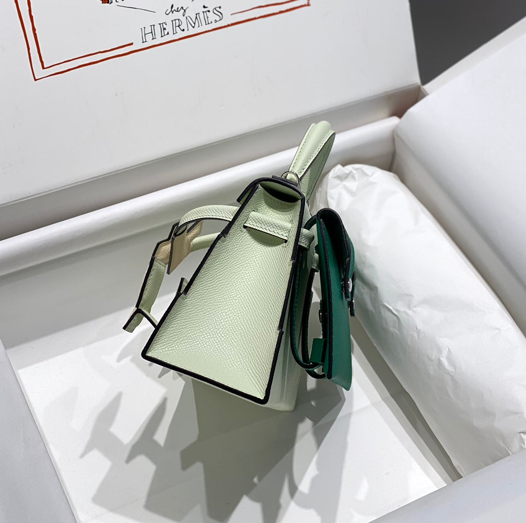 KELLY DOLL 18 IN LIGHT GREEN CALFSKIN