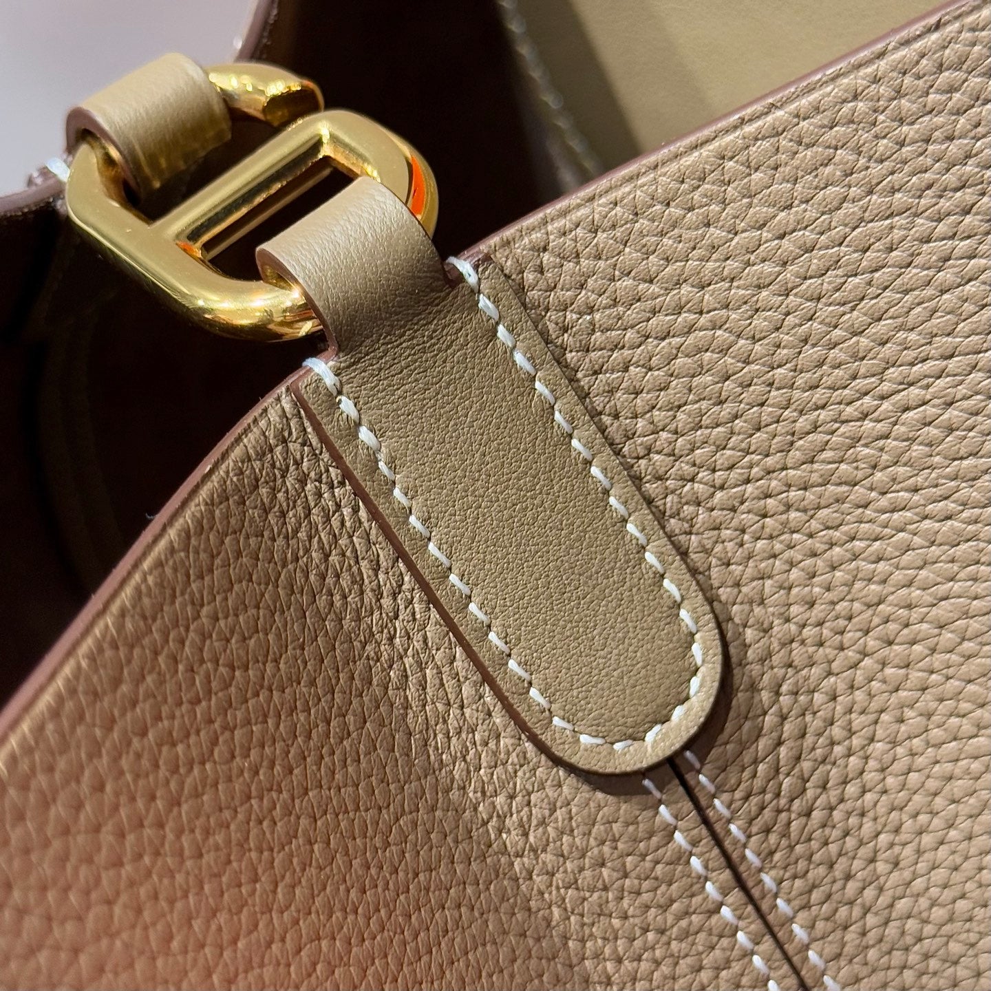 IN THE LOOP 18 IN ETOUPE TOGO CALFSKIN GOLD HARDWARE