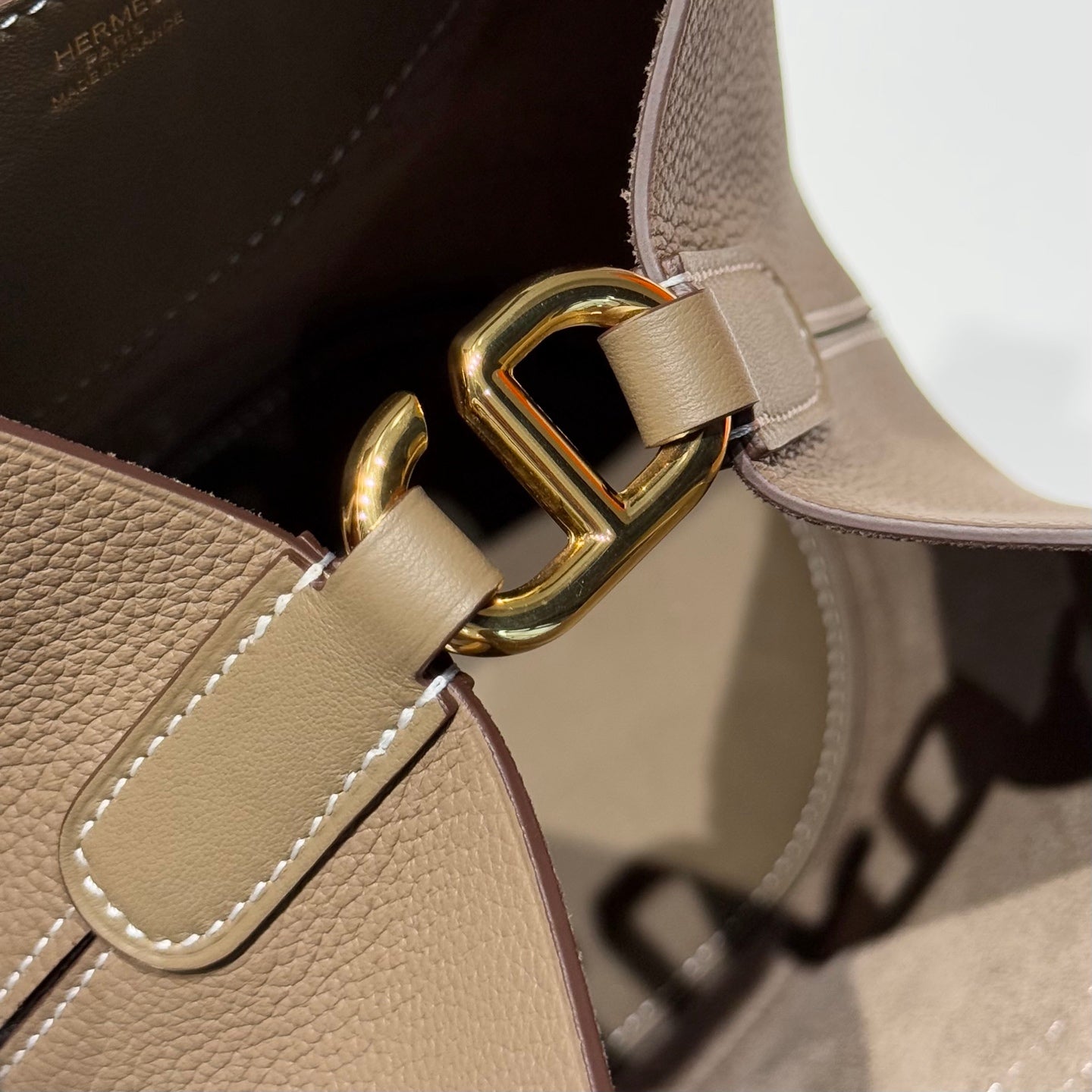 IN THE LOOP 18 IN ETOUPE TOGO CALFSKIN GOLD HARDWARE