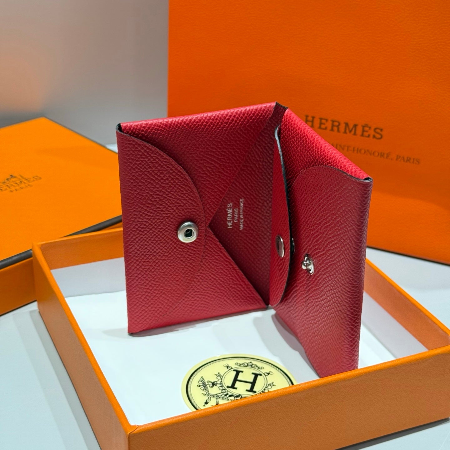 CALVI DUO COMPACT CARD HOLDER IN CRIMSON PINK EPSOM CALFSKIN