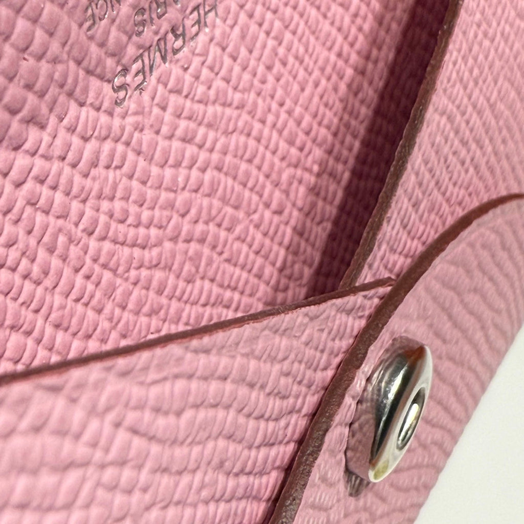 CALVI DUO COMPACT CARD HOLDER IN ROSE SAKURA EPSOM CALFSKIN
