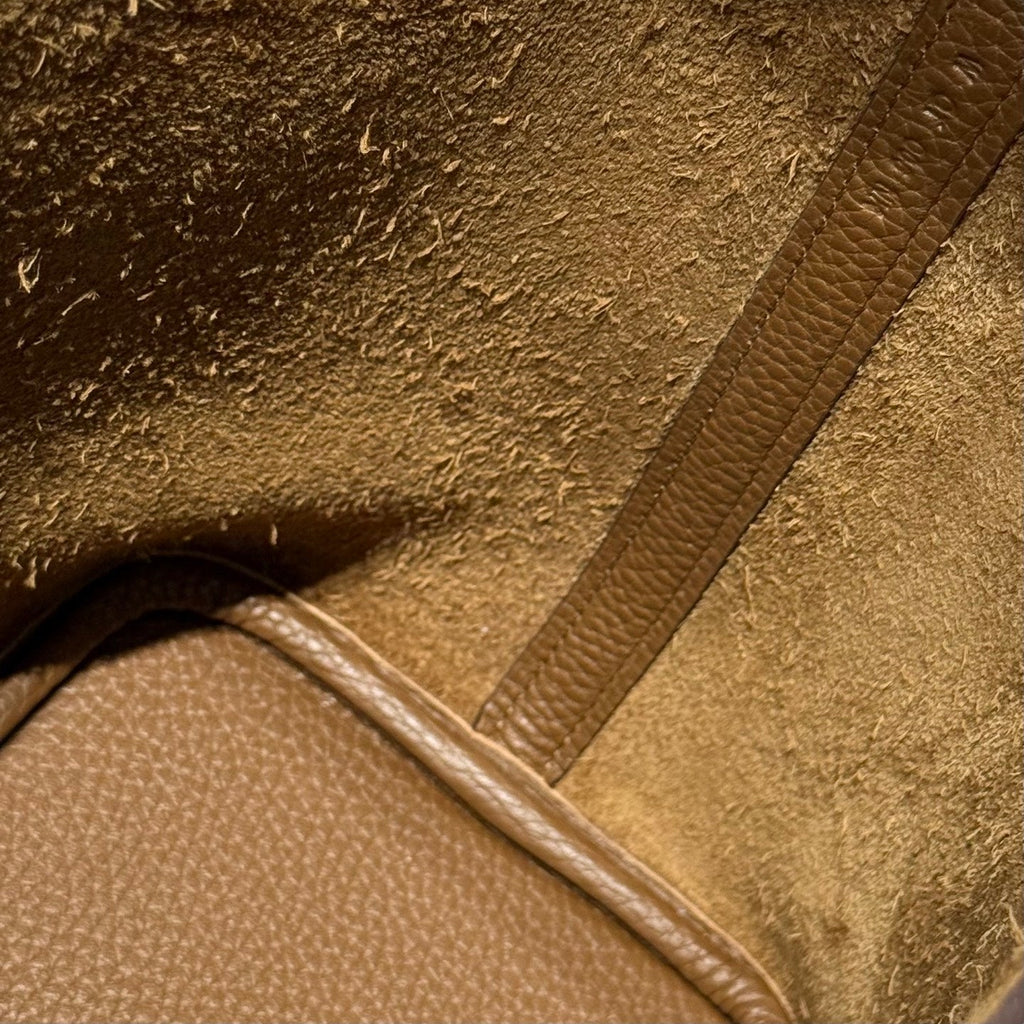 HERMES 25S PICOTIN LOCK 18 IN BURNT CARAMEL CALFSKIN GOLD HARDWARE