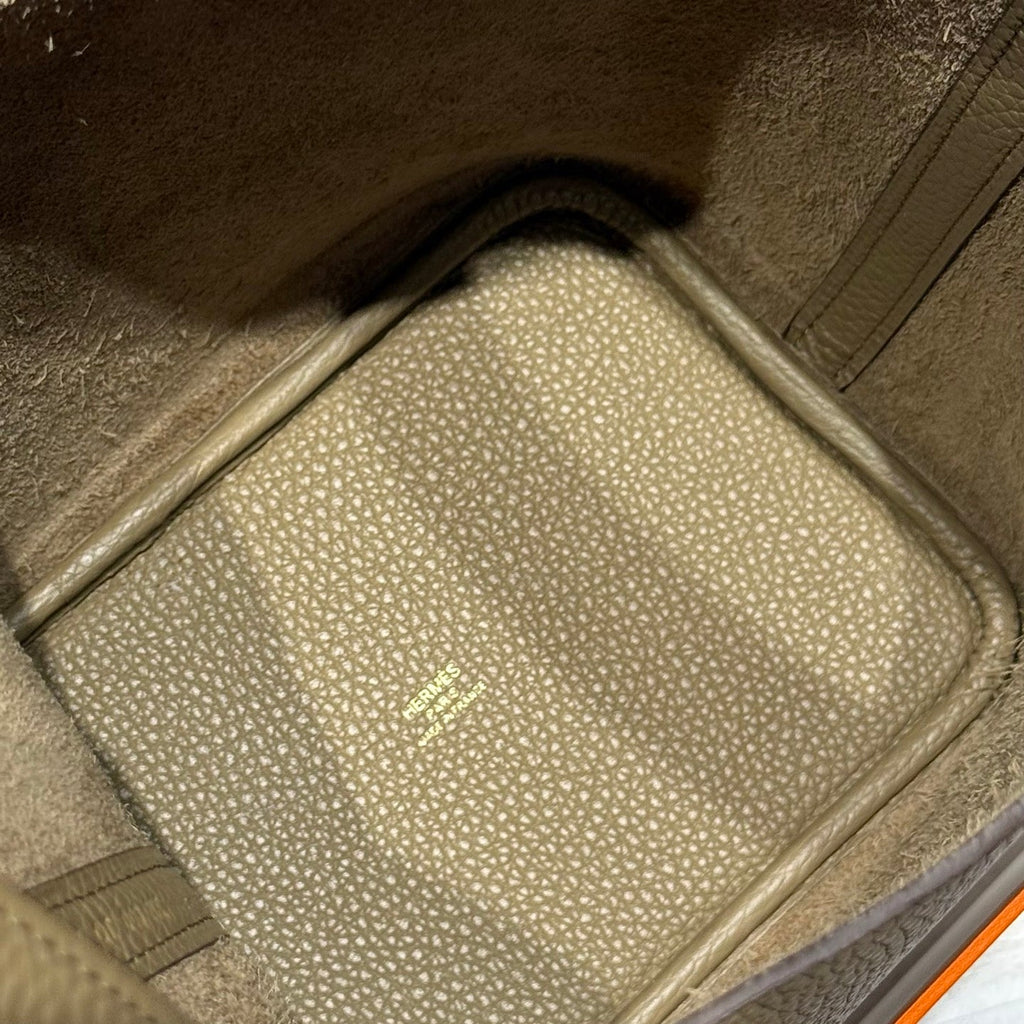 HERMES 25S PICOTIN LOCK 18 IN OLIVE GOLD CALFSKIN GOLD HARDWARE