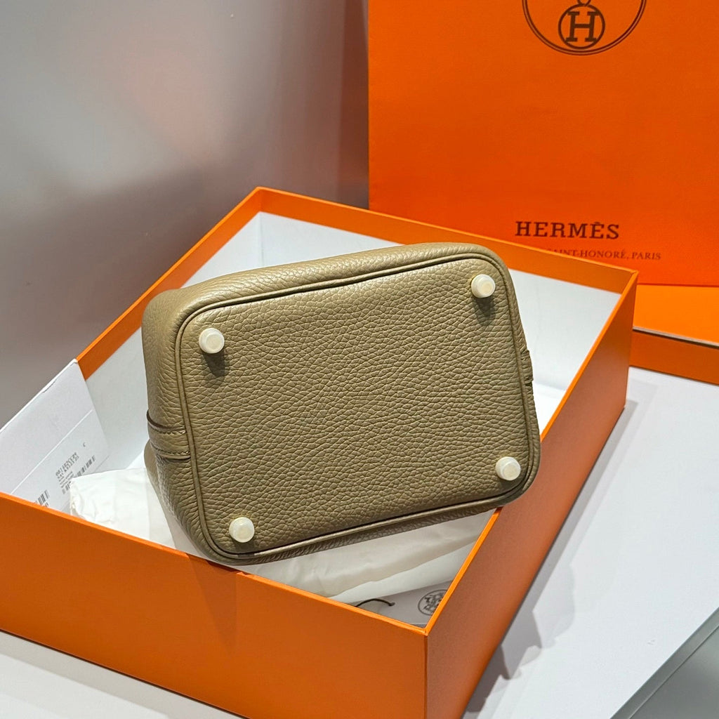HERMES 25S PICOTIN LOCK 18 IN OLIVE GOLD CALFSKIN GOLD HARDWARE