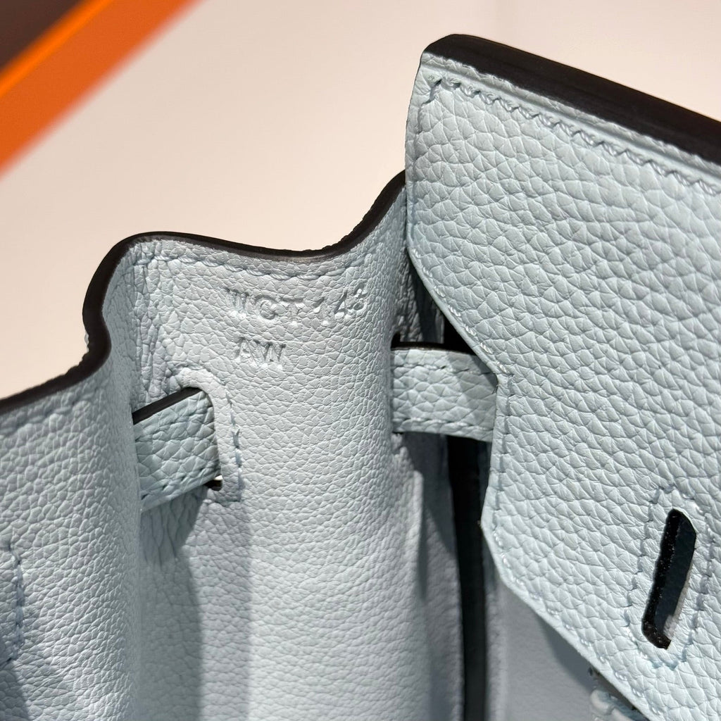 HERMES 25S MEDIUM BIRKIN 25 IN CLOUD BLUE CALFSKIN SILVER HARDWARE