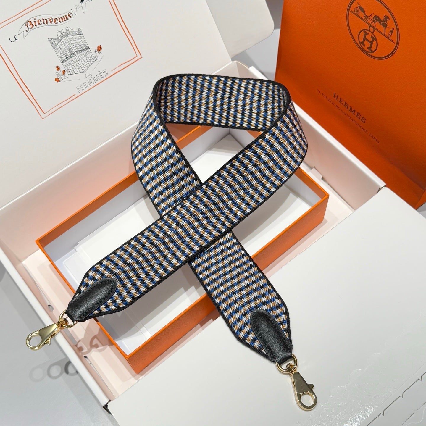 25S HERMES BAG STRAP BLUE PATTERN BORDERED BLACK 85 IN CANVAS GOLD HARDWARE