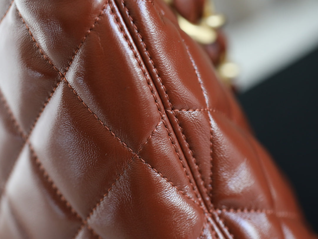 CHANEL 25S HOBO BAG 32 CM IN BROWN LAMBSKIN WITH GOLD HARDWARE