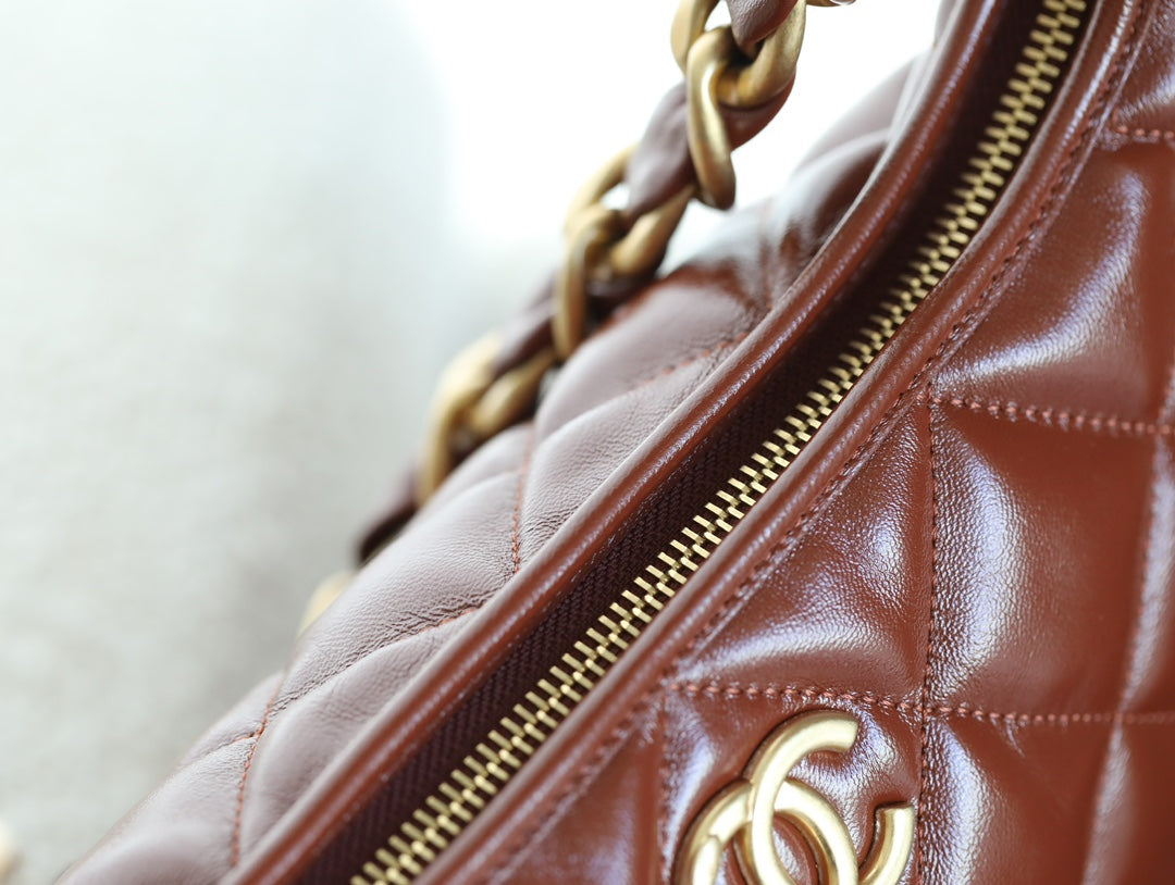 CHANEL 25S HOBO BAG 32 CM IN BROWN LAMBSKIN WITH GOLD HARDWARE