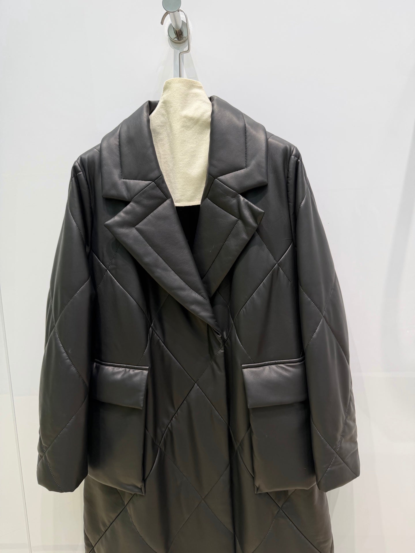 MAX MARA 25S QUILTED LONG COAT 030